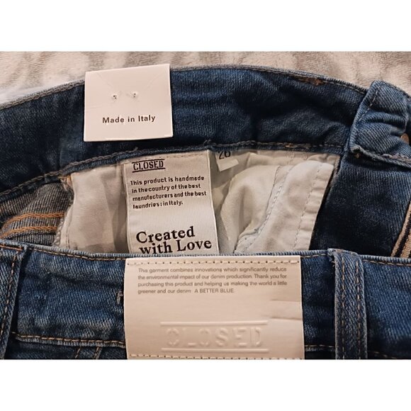 Closed Baker Mid-Rise Distressed Jeans in Mid Blue/NWT, Size 26 (2) - Picture 4 of 6